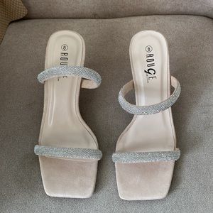 NIB Rhinestone Sandal